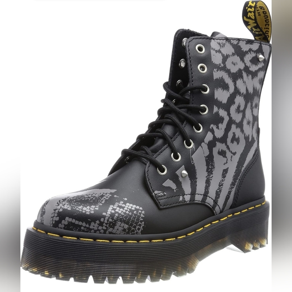 Dr. Martens Jadon Animal Clash 8-Eye Unisex Leather Boots US M/5 US W/6. NWOT/BX